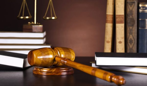 خیارات قانونی و اسقاط آن‌ها در معاملات